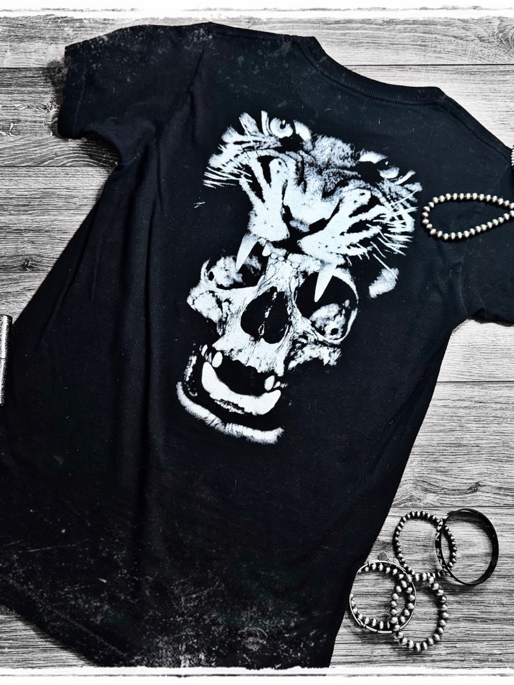 Women's Black Short-Sleeve Graphic Tee with White Tiger & Skull Motif